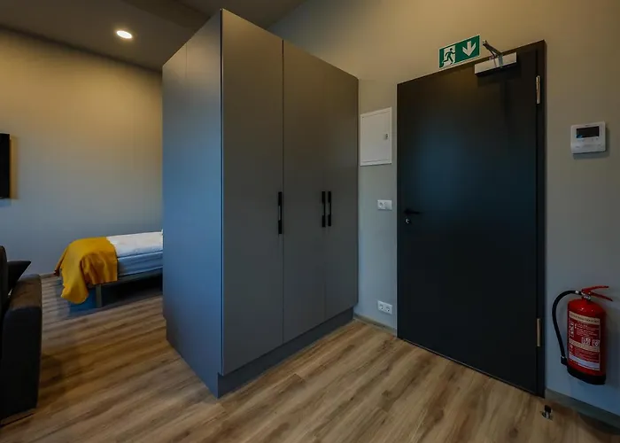 Center Apartments - Esja