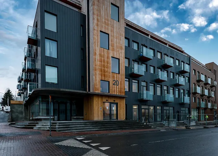 Center Apartments - Esja